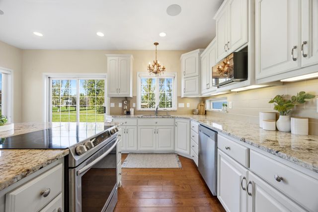 215 51st Avenue E, West Fargo, ND 58078