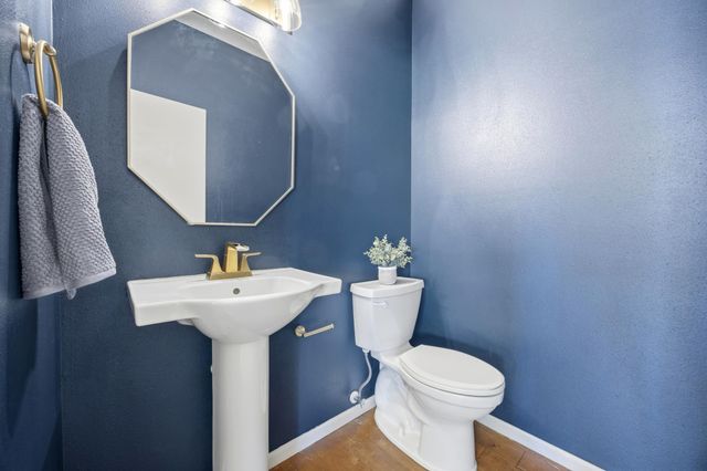 215 51st Avenue E, West Fargo, ND 58078