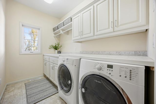 215 51st Avenue E, West Fargo, ND 58078