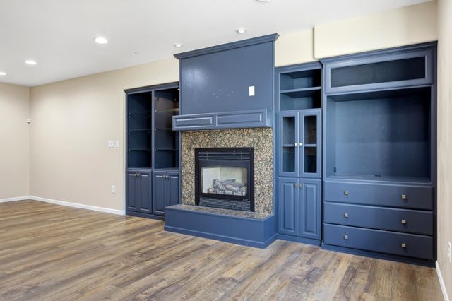 215 51st Avenue E, West Fargo, ND 58078