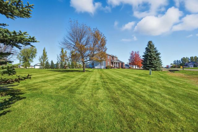 215 51st Avenue E, West Fargo, ND 58078