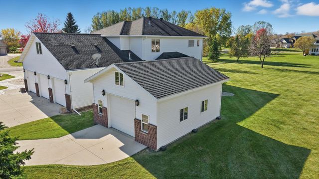 215 51st Avenue E, West Fargo, ND 58078