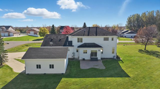 215 51st Avenue E, West Fargo, ND 58078