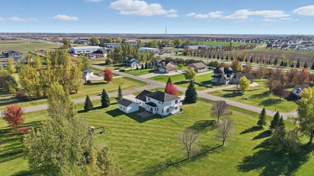 215 51st Avenue E, West Fargo, ND 58078