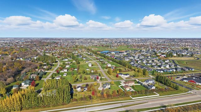 215 51st Avenue E, West Fargo, ND 58078