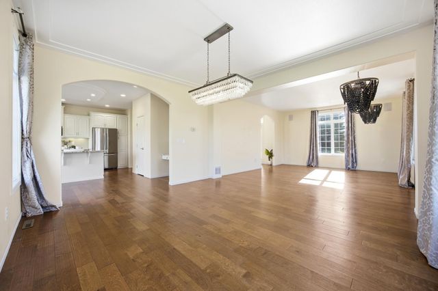 215 51st Avenue E, West Fargo, ND 58078