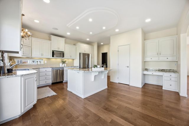 215 51st Avenue E, West Fargo, ND 58078