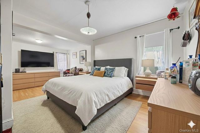 4450 Hill Avenue, Bronx, NY 10466