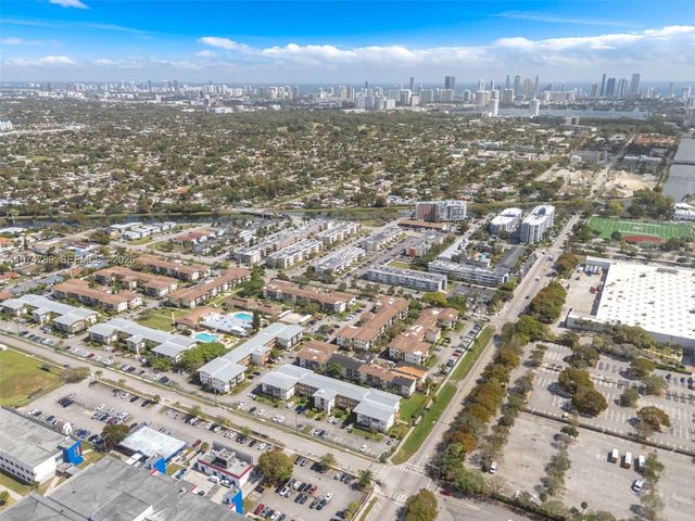 17050 NE 14th Ave 106, Miami, FL 33162