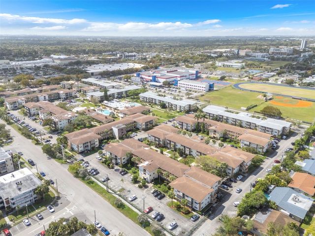 17050 NE 14th Ave 106, Miami, FL 33162