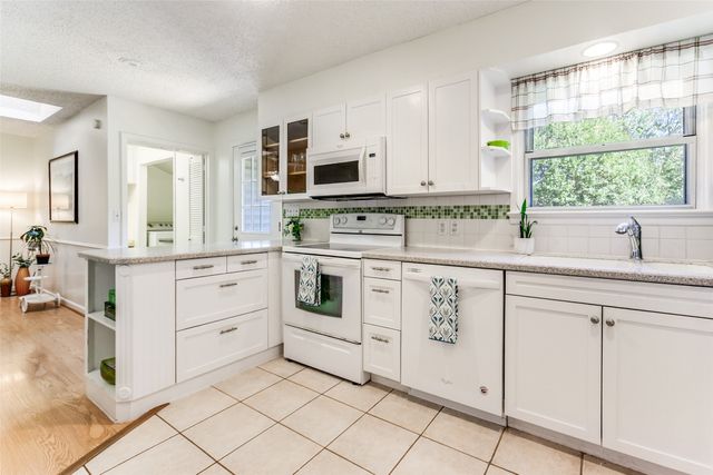 424 Classen Drive, Dallas, TX 75218