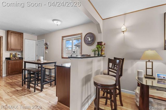 8003 Roosevelt Street, Taylor, MI 48180