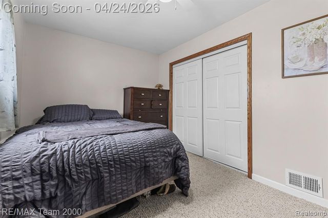 8003 Roosevelt Street, Taylor, MI 48180