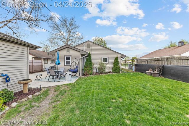 8003 Roosevelt Street, Taylor, MI 48180