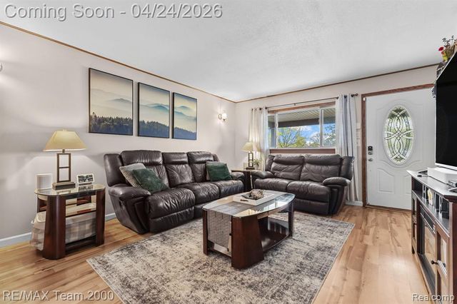 8003 Roosevelt Street, Taylor, MI 48180