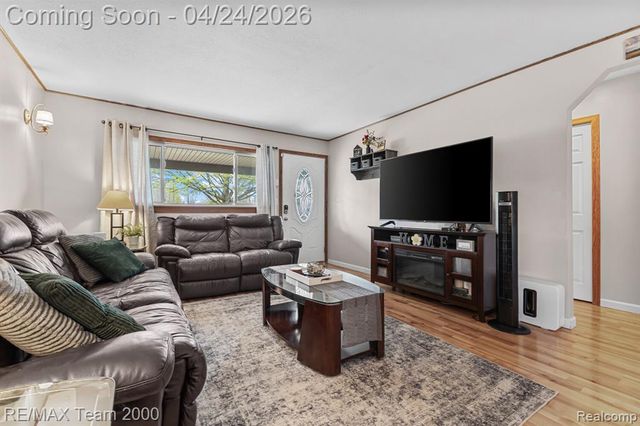 8003 Roosevelt Street, Taylor, MI 48180