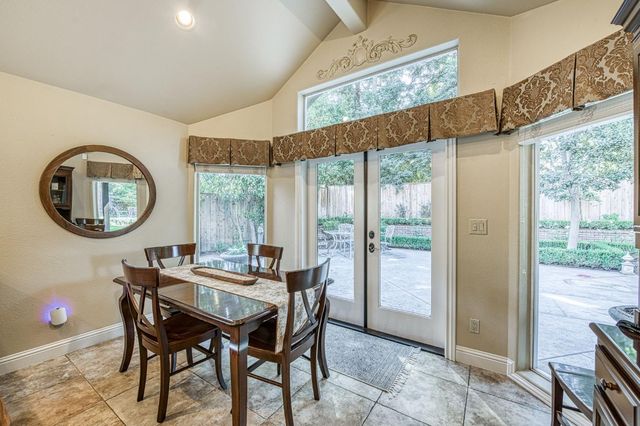 9212 N Maiden Lane, Fresno, CA 93720