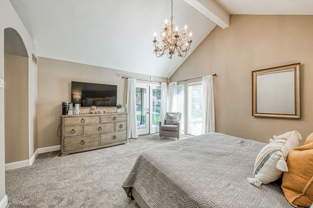 9212 N Maiden Lane, Fresno, CA 93720