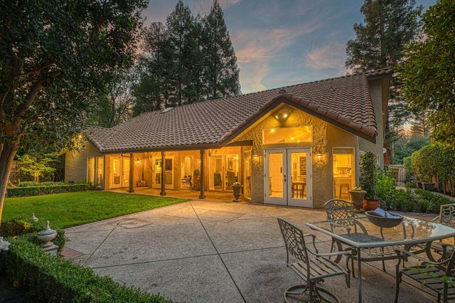9212 N Maiden Lane, Fresno, CA 93720