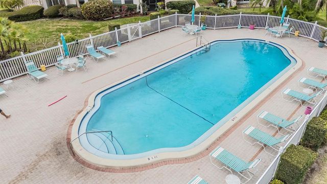 104 CORDOVA GREEN, Seminole, FL 33777