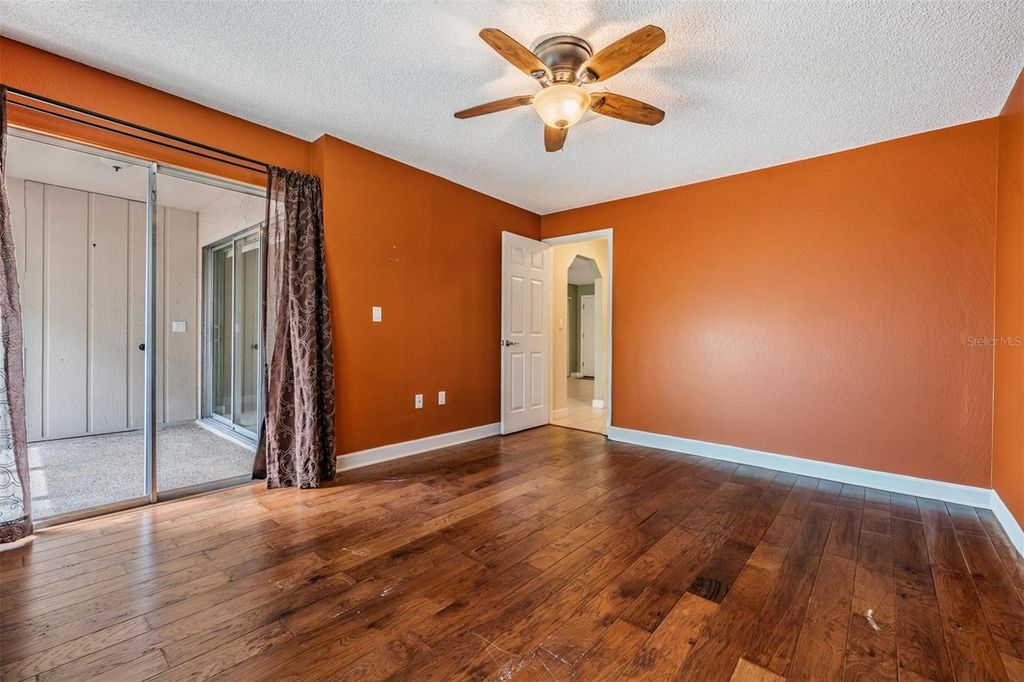 Image 17 of property listing at 104 CORDOVA GREEN, Seminole, FL 33777