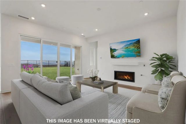 15919 Conservatory Drive, Fontana, CA 92336