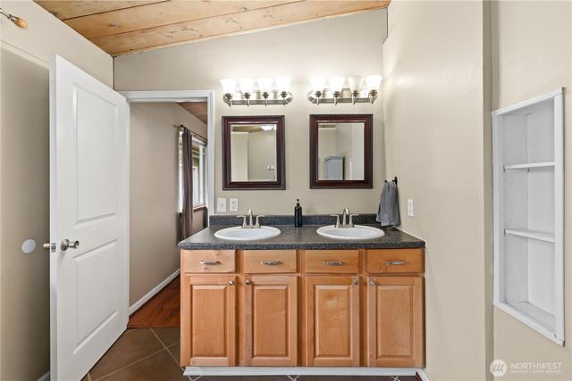 7023 126th Street E, Puyallup, WA 98373