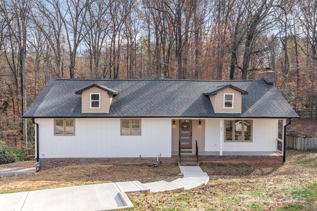 32 Bowen Drive, Belmont, NC 28012