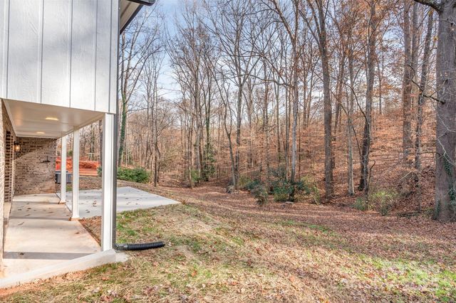 32 Bowen Drive, Belmont, NC 28012