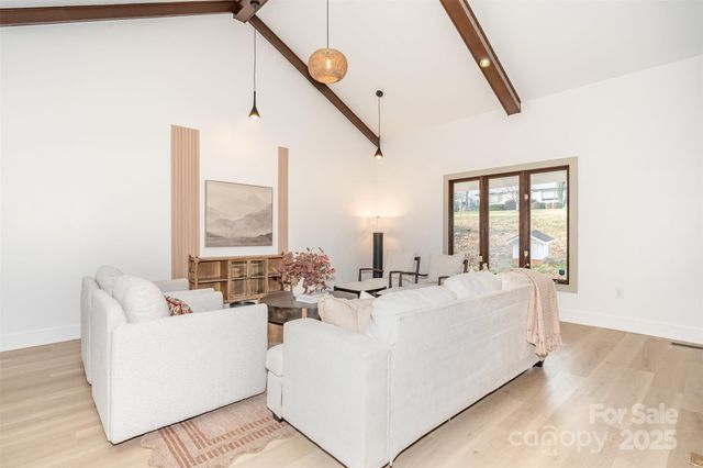 32 Bowen Drive, Belmont, NC 28012