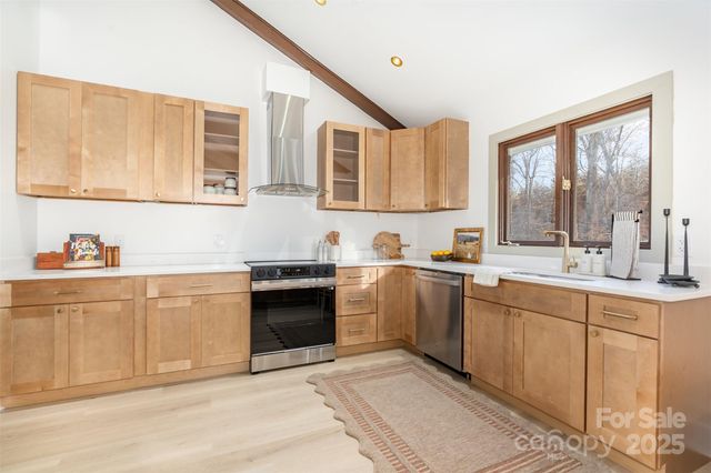 32 Bowen Drive, Belmont, NC 28012