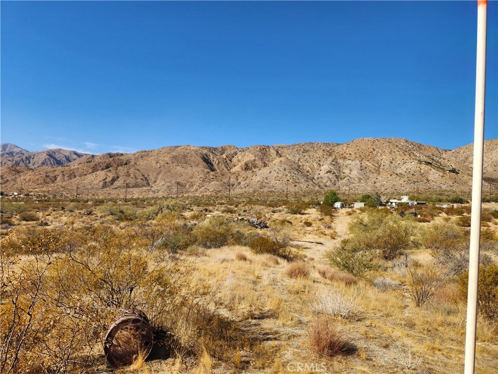 Image 11 of property listing at 29 Palms Highway, Morongo Valley, CA 92256