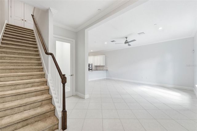 8807 FOUNTAIN PALM ALY, Winter Garden, FL 34787