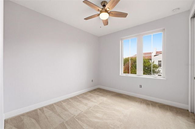 8807 FOUNTAIN PALM ALY, Winter Garden, FL 34787