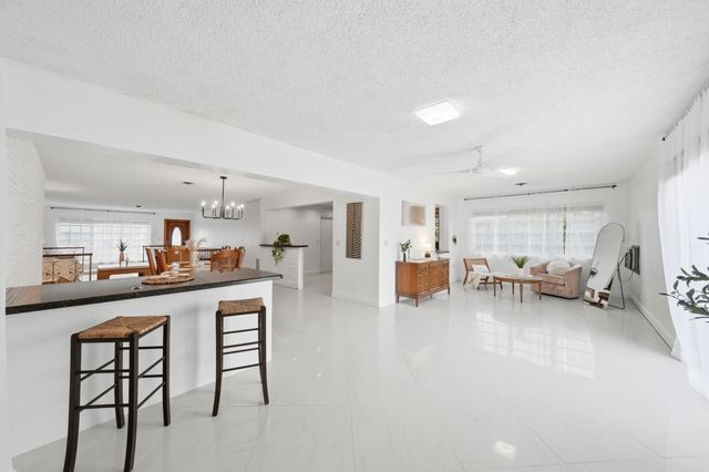 5501 Monroe Street, Hollywood, FL 33021