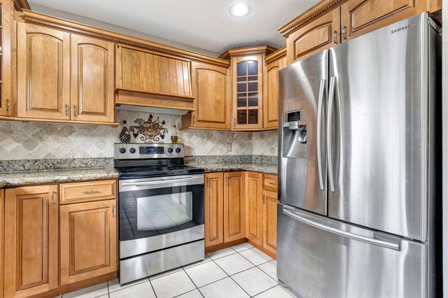 108 Lexington Drive, Royal Palm Beach, FL 33411