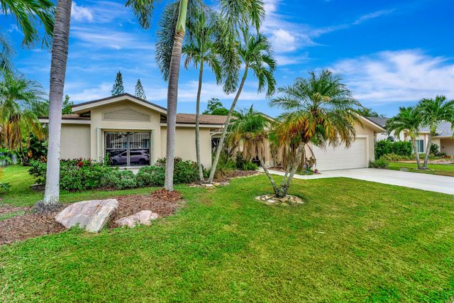 108 Lexington Drive, Royal Palm Beach, FL 33411