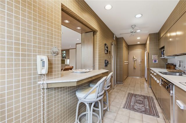 128 N Craig 416, Oakland, PA 15213