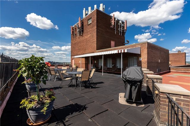 128 N Craig 416, Oakland, PA 15213