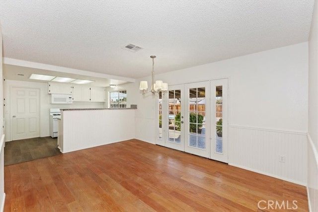 12650 Running Deer Road, Apple Valley, CA 92308