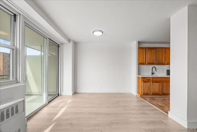 825 Morrison Avenue 8K, Bronx, NY 10473