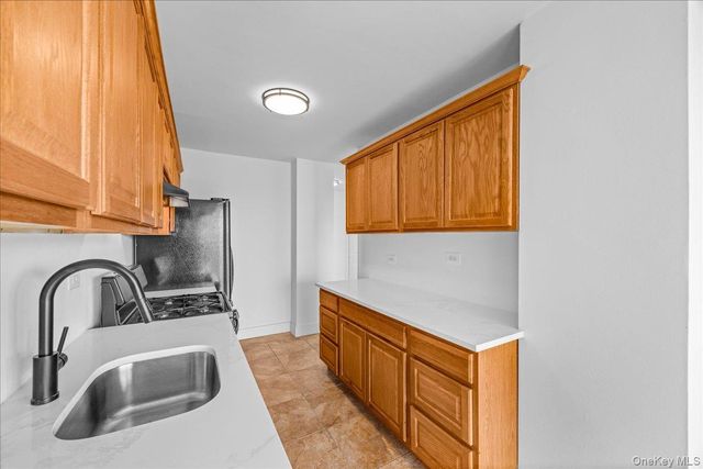 825 Morrison Avenue 8K, Bronx, NY 10473