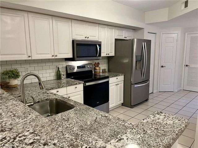4950 Deerfield WAY 102, Naples, FL 34110