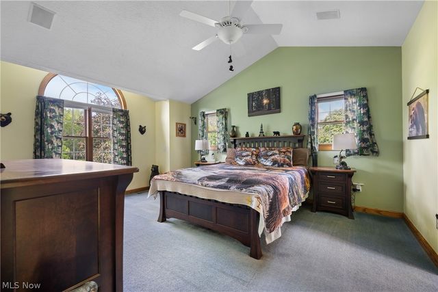 1366 Castalia Drive, New Franklin, OH 44203