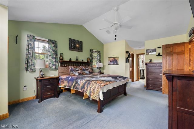 1366 Castalia Drive, New Franklin, OH 44203
