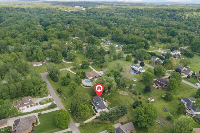1366 Castalia Drive, New Franklin, OH 44203
