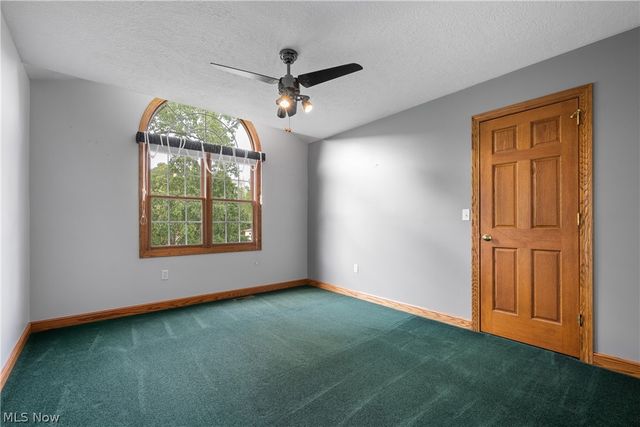 1366 Castalia Drive, New Franklin, OH 44203