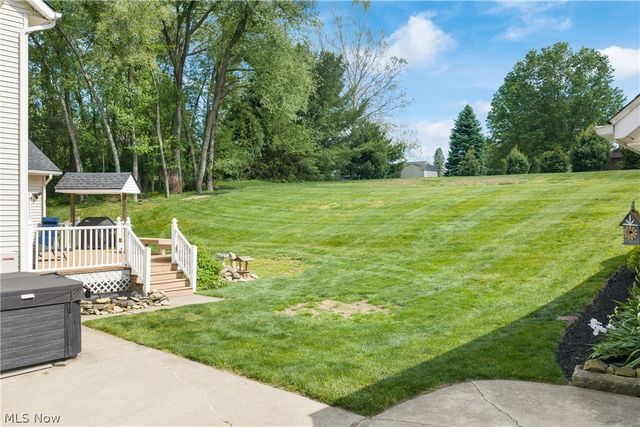 1366 Castalia Drive, New Franklin, OH 44203