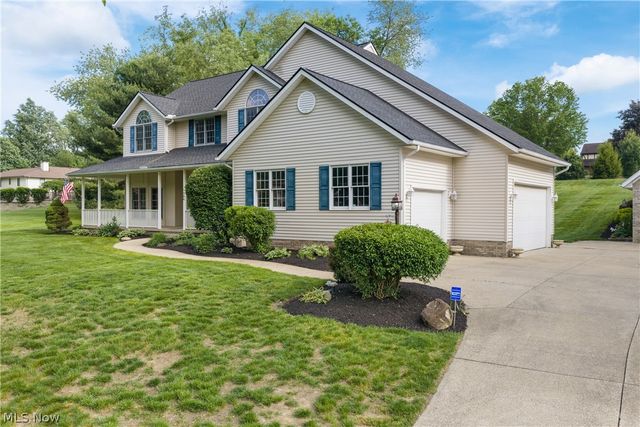 1366 Castalia Drive, New Franklin, OH 44203