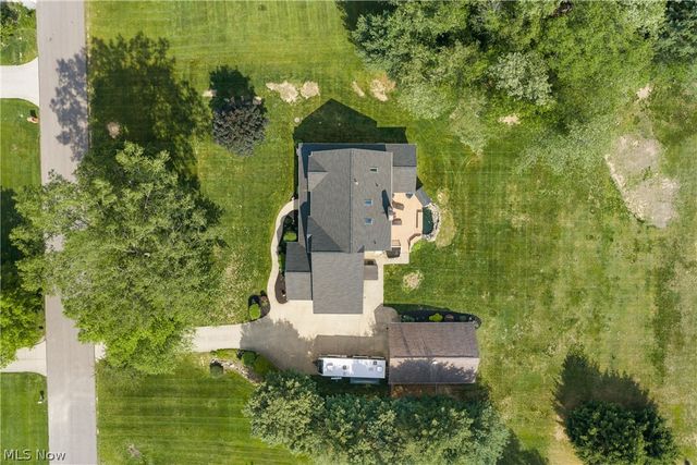 1366 Castalia Drive, New Franklin, OH 44203